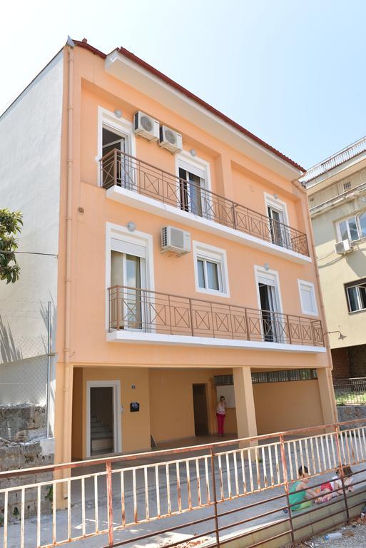Mideia Hotel Livadeia Exterior photo