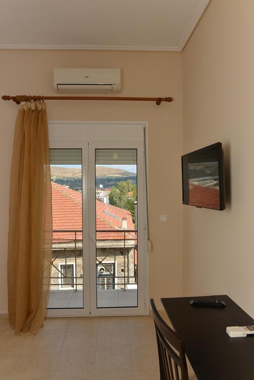 Mideia Hotel Livadeia Room photo