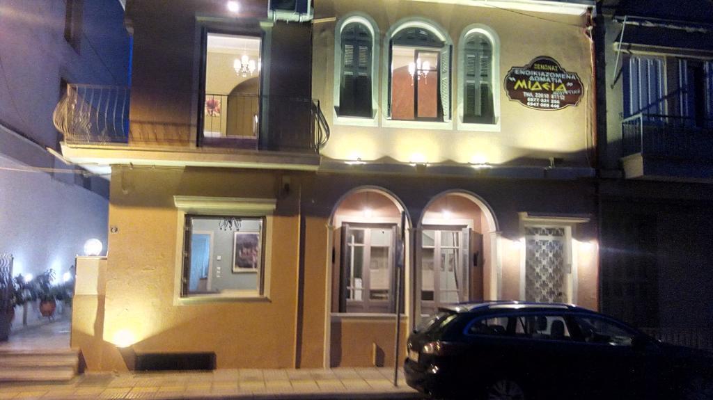 Mideia Hotel Livadeia Exterior photo